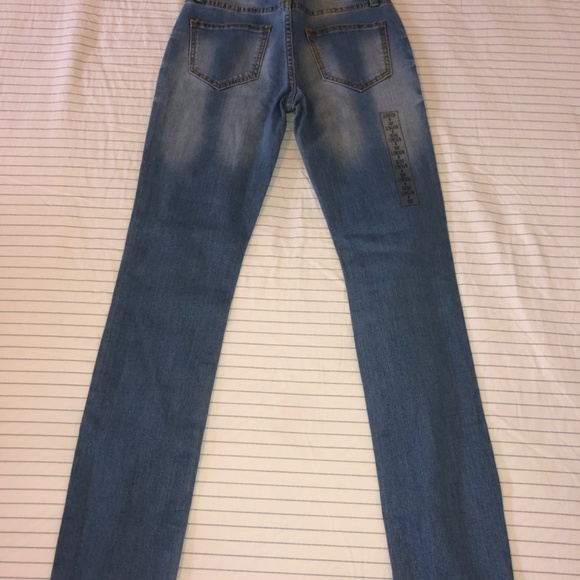New girl jeans - Picture 2 of 3